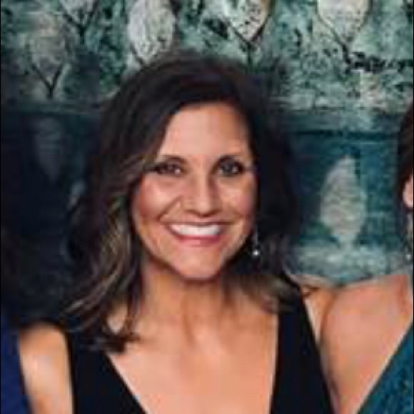 Meet your Posher, Carrie - Picture 1 of 1